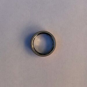 Oura Ring 4 size 8 rose gold - fair condition